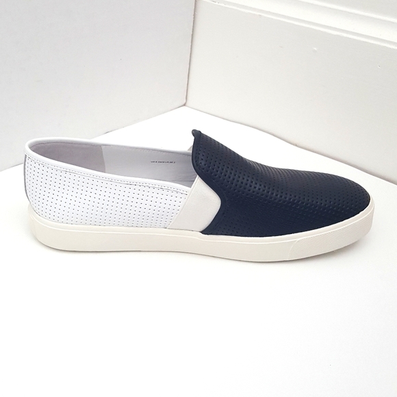 Vince black white perforated leather fashion sneaker New - Picture 4 of 13